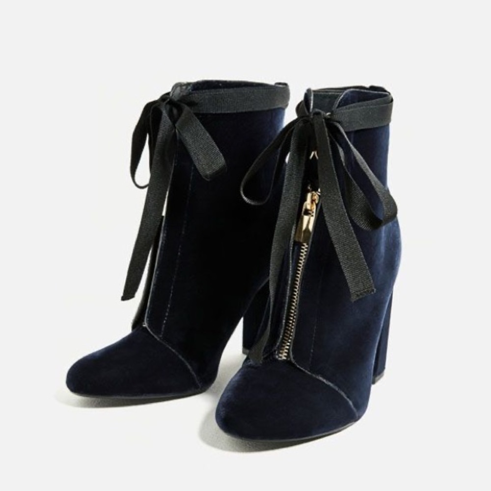 Zara Dark Blue Velvet Heeled Ankle Boots